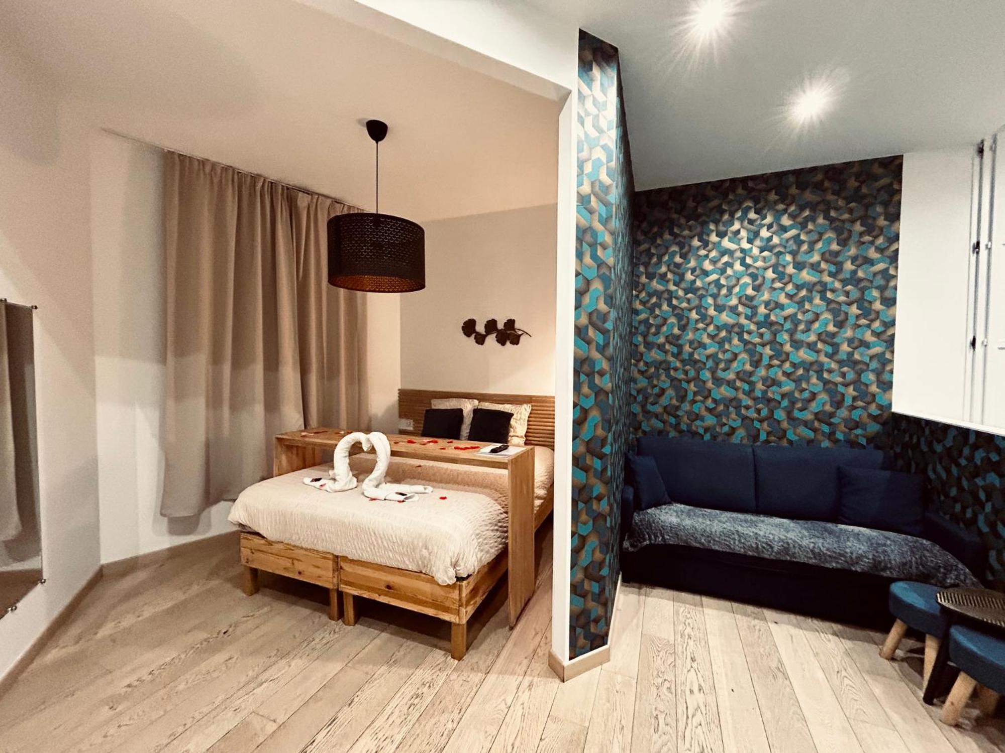 Mieuxqualhotel Jacuzzi Privatif La Parenthese Bordeaux Kültér fotó