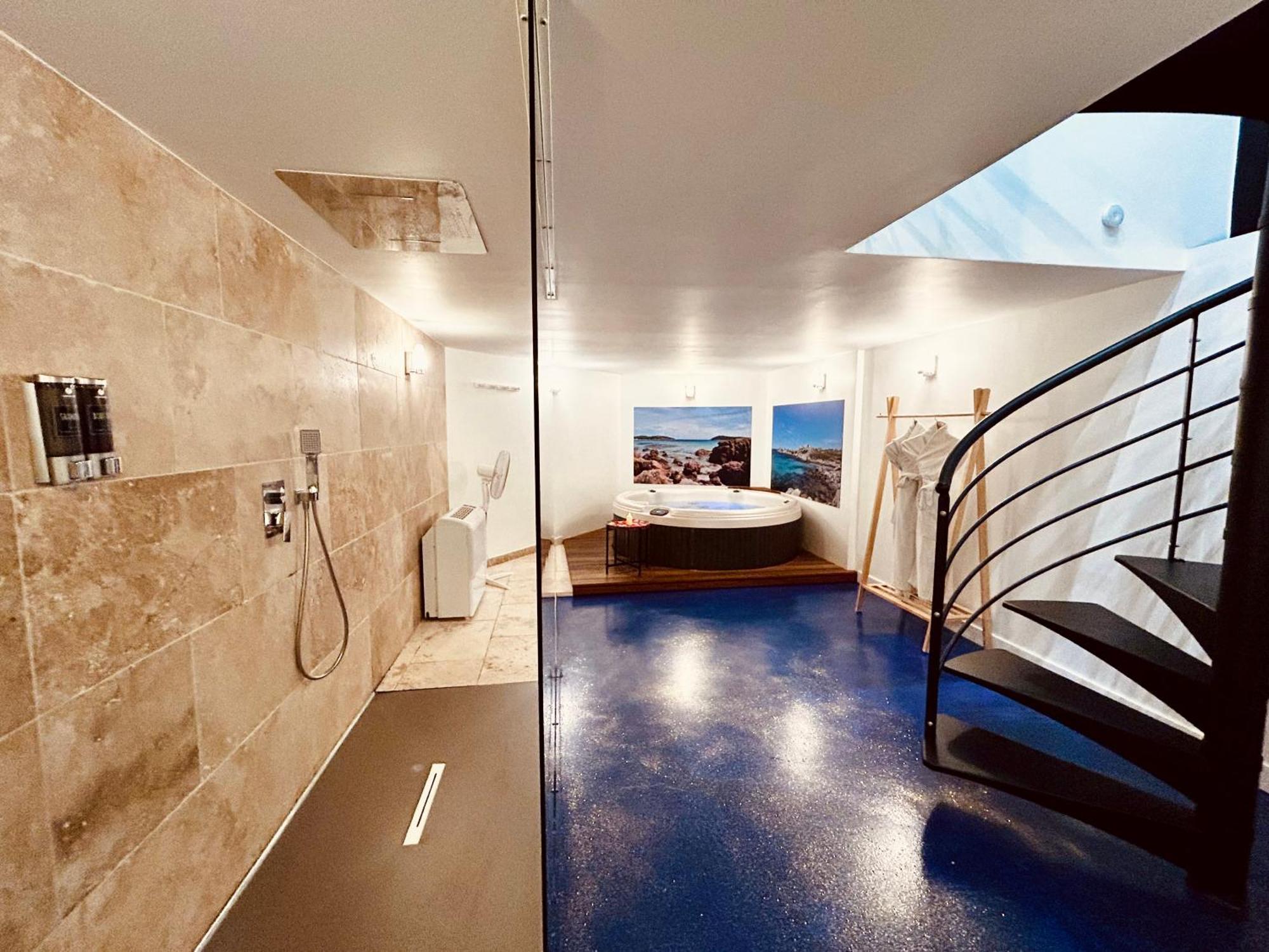 Mieuxqualhotel Jacuzzi Privatif La Parenthese Bordeaux Kültér fotó
