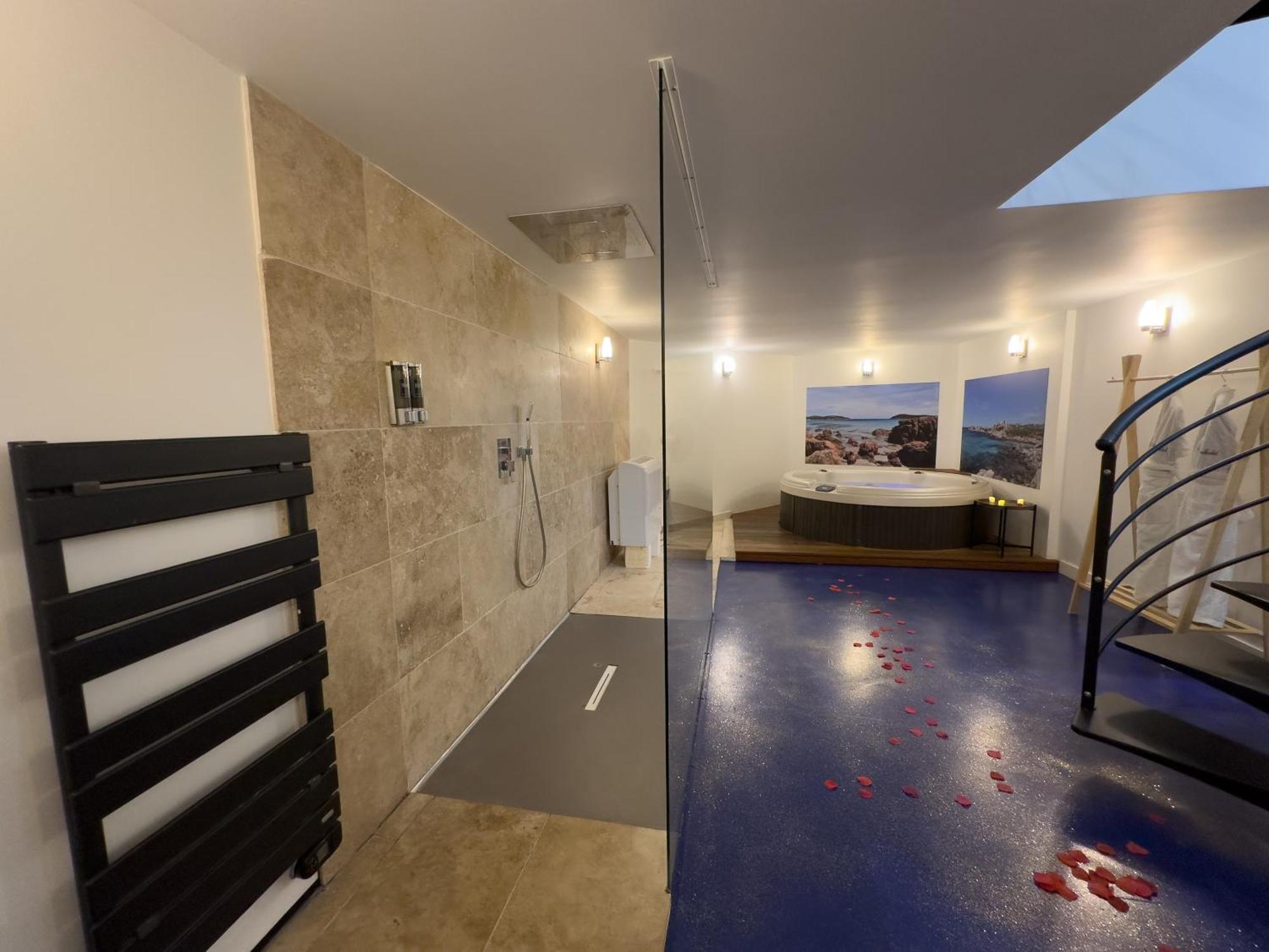 Mieuxqualhotel Jacuzzi Privatif La Parenthese Bordeaux Kültér fotó